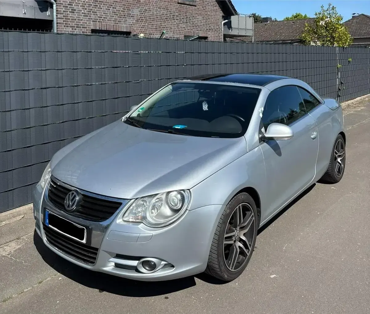 Second-hand VW Eos 150 CP (110 kW) 2006 Argintiu Cabrio