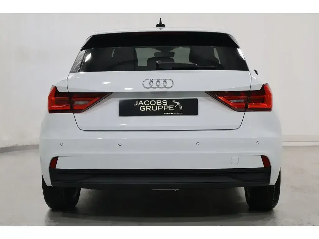 Usata Audi A1 Sportback 85 CV (62 kW) 2026 Bianco Utilitaria