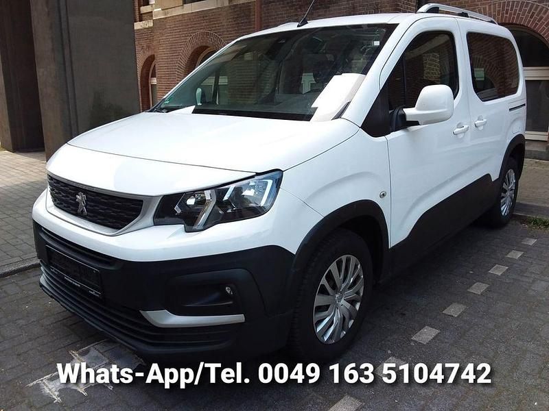 Weiß Gebraucht 2021 Peugeot Rifter Van / Kleinbus | 11.800 € (Fairer Preis) - Bild 1/4