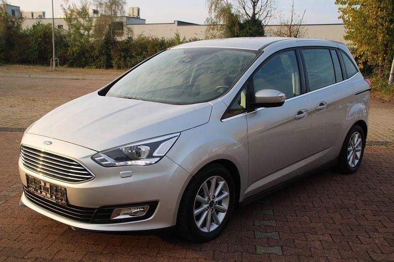 Silber Gebraucht 2018 Ford Grand C-Max Titanium Van / Kleinbus | 12.390 € (Fairer Preis) - Bild 1/4