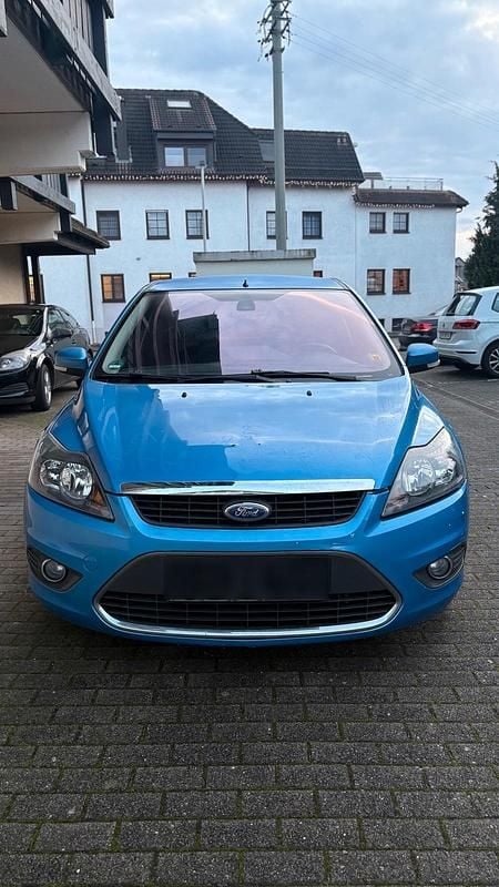 Gebraucht Ford Focus Sport 125 PS (91 kW) 2010 Blau Kleinwagen
