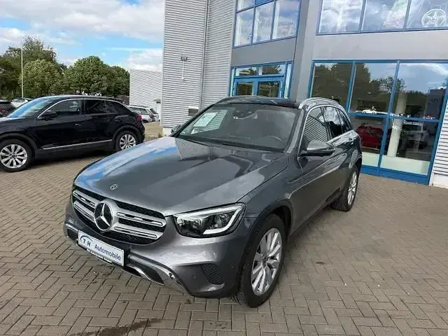Gebraucht Mercedes GLC300 245 PS (180 kW) 2020 Grau SUV