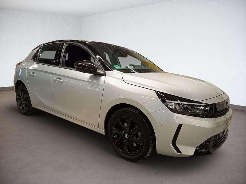 Gebraucht Opel Corsa 101 PS (74 kW) 2024 Kristall silber (grau) Kleinwagen