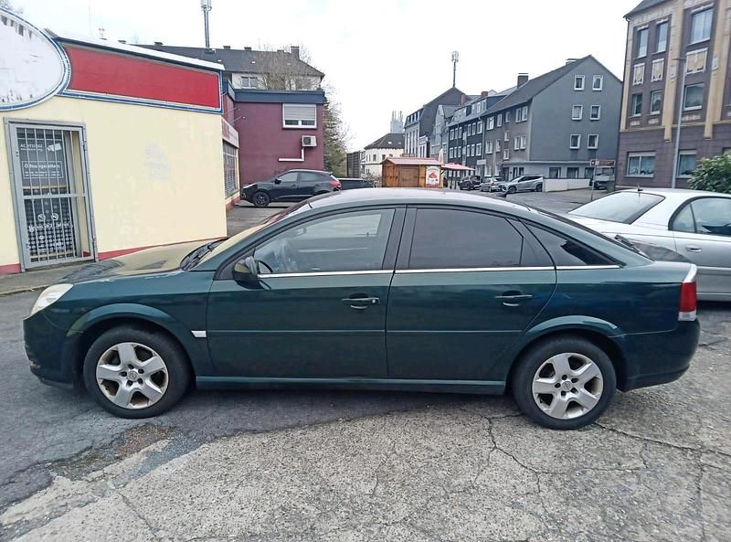 Gebraucht Opel Vectra 144 PS (105 kW) 2006 Grün Limousine