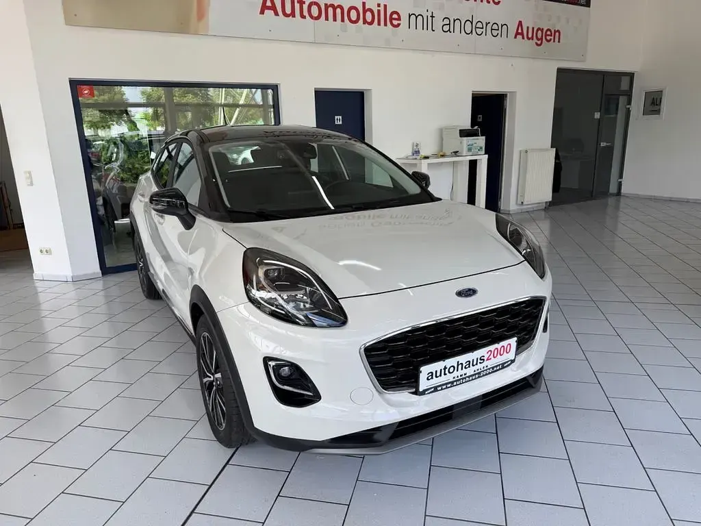 Gebraucht Ford Puma Titanium 155 PS (114 kW) 2020 Weiß SUV