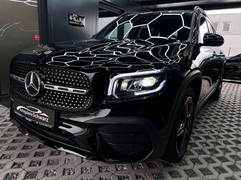 Gebraucht Mercedes GLB200 AMG 163 PS (119 kW) 2022 Schwarz SUV