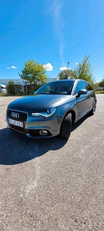 Andere farben Gebraucht 2011 Audi A1 Ambiente Coupé | 7.200 € (Fairer Preis) - Bild 1/4