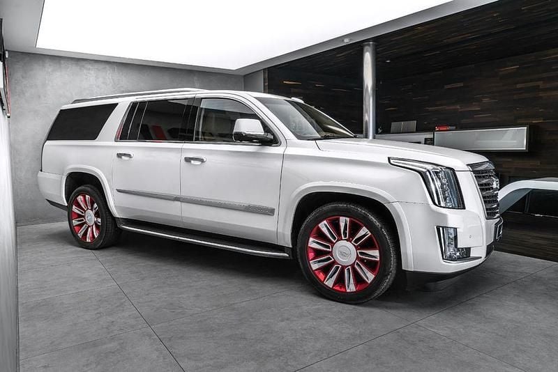 Gebraucht Cadillac Escalade 426 PS (313 kW) 2016 Weiß SUV
