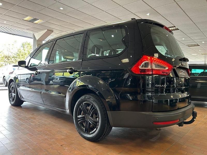 Gebraucht Ford Galaxy Trend 140 PS (102 kW) 2011 Schwarz Van / Kleinbus