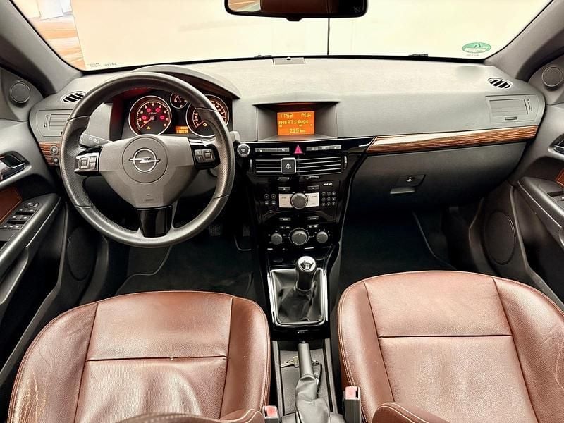 Gebraucht Opel Astra Cabriolet 140 PS (102 kW) 2008 Blau Cabrio