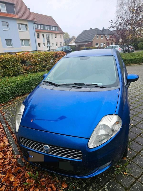 Blau Gebraucht 2007 Fiat Grande Punto Kleinwagen | 1.500 € - Bild 1/4