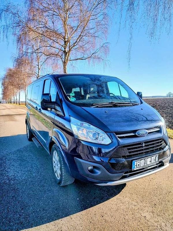 Gebraucht Ford Tourneo Titanium 170 PS (125 kW) 2017 Van / Kleinbus
