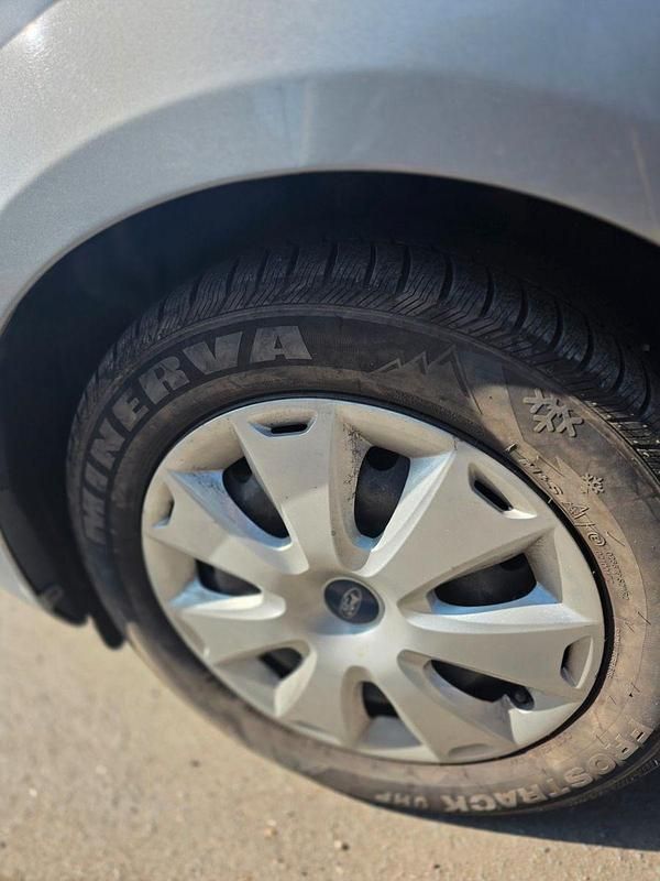 Gebraucht Ford Mondeo 140 PS (102 kW) 2008 Silber Kombi