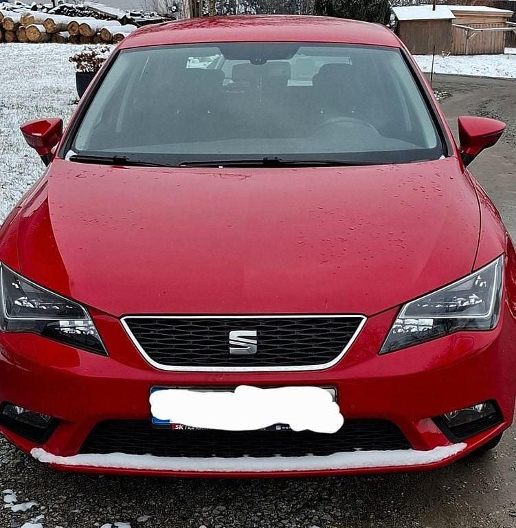 Gebraucht Seat Leon Style 122 PS (89 kW) 2013 Rot Limousine