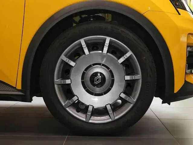 Neu Dacia Bigster Journey 140 PS (102 kW) 2025 Grün (zedergrün (grün)) SUV