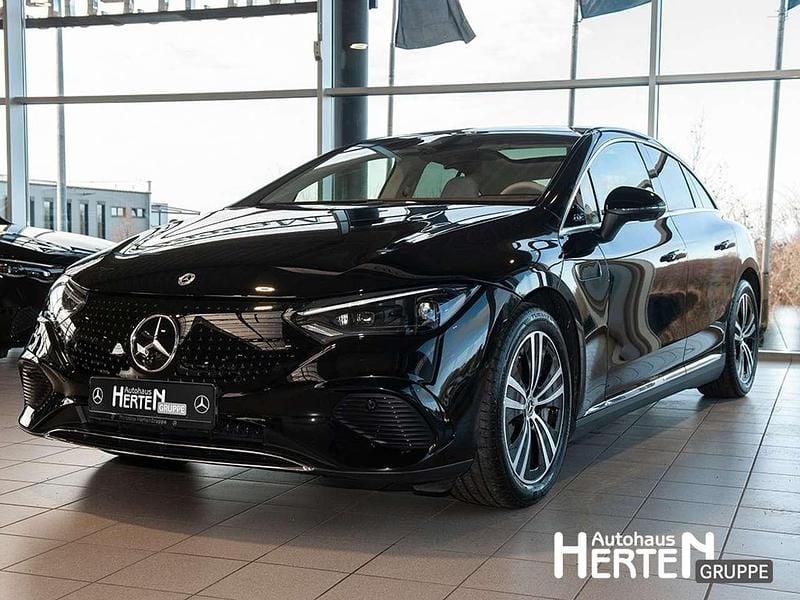 lack obsidianschwarz Gebraucht 2025 Mercedes EQE300 Premium Plus Limousine | 51.900 € (Fairer Preis) - Bild 1/4