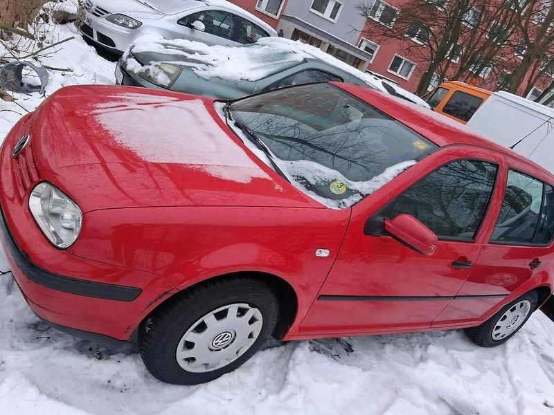 Gebraucht VW Golf 105 PS (77 kW) 2000 Rot Limousine