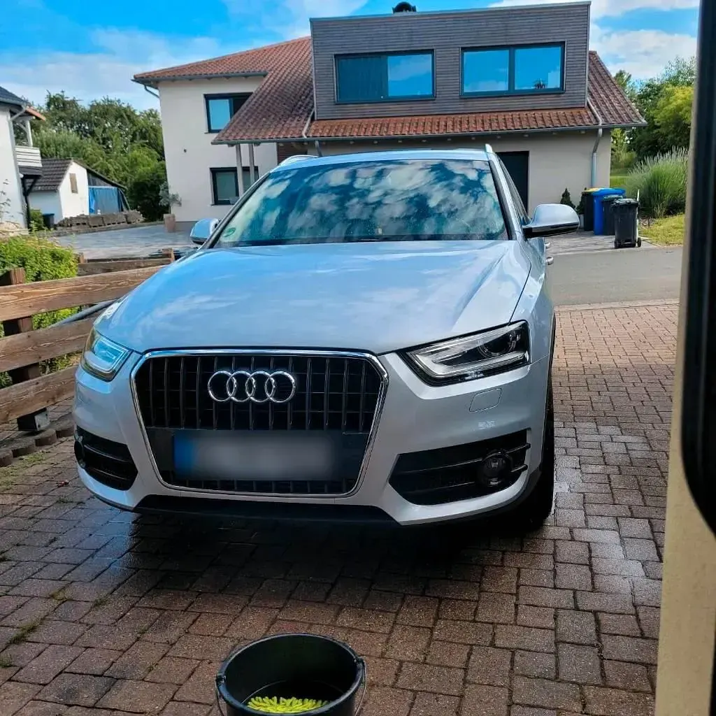 Gebraucht Audi Q3 Comfort 140 PS (102 kW) 2011 Grau SUV