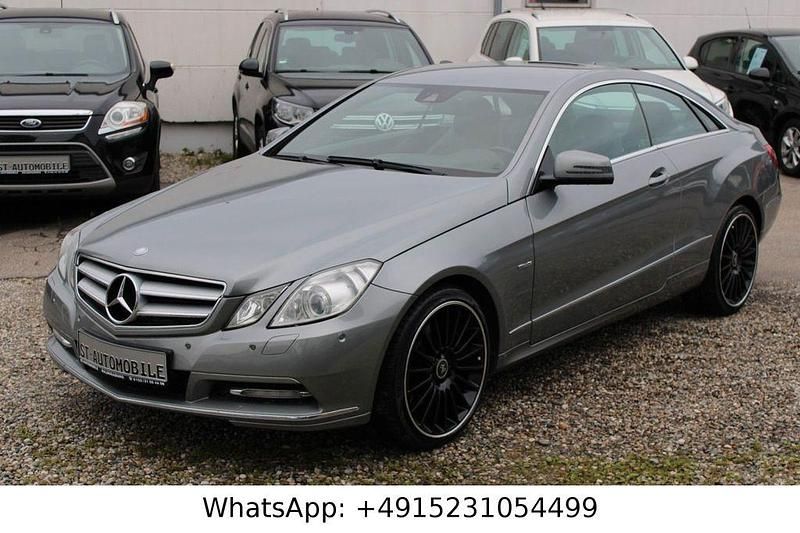 Silber Gebraucht 2012 Mercedes E350 Coupé | 10.850 € (Fairer Preis) - Bild 1/4