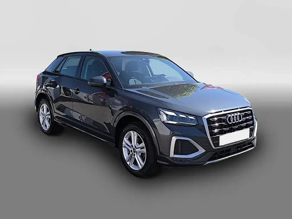 Używany Audi Q2 Advanced 150 KM (110 kW) 2023 Szary SUV
