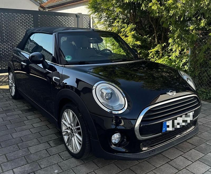 Schwarz Gebraucht 2016 Mini Cooper D Kleinwagen | 13.600 € (Teuer) - Bild 1/4