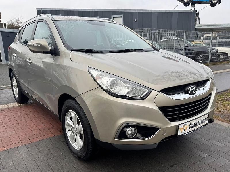 Gebraucht Hyundai ix35 Style 184 PS (135 kW) 2010 Silber SUV
