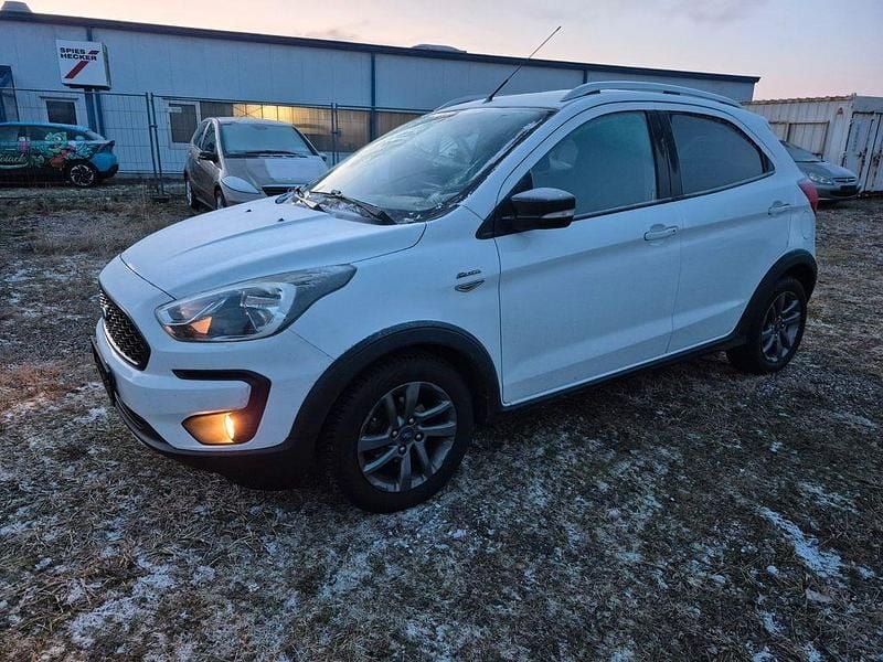 Weiß Gebraucht 2019 Ford Ka Plus Active Kleinwagen | 5.850 € (Guter Preis) - Bild 1/4