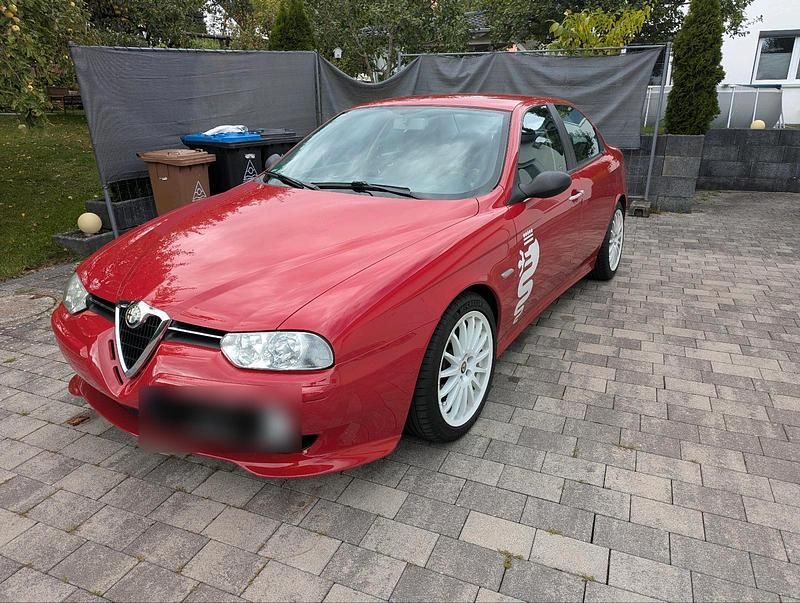 Gebraucht Alfa Romeo 156 192 PS (141 kW) 1997 Rot Limousine