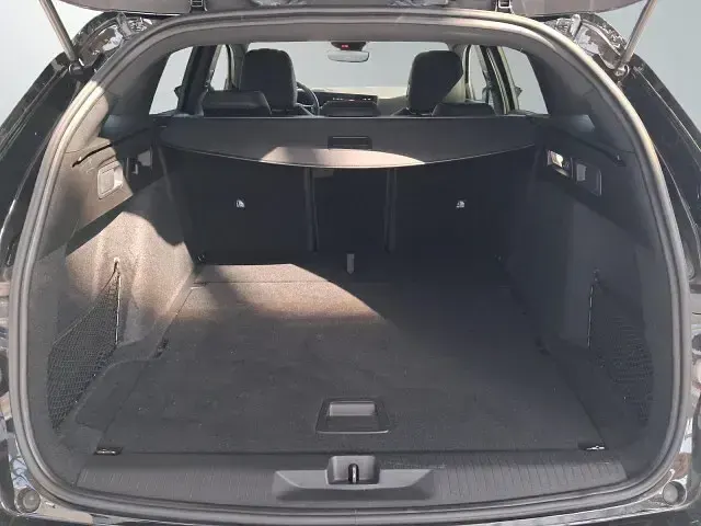 Gebraucht Opel Astra 131 PS (96 kW) 2025 Schwarz Kleinwagen