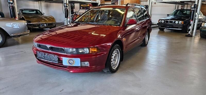 Rot Gebraucht 1998 Mitsubishi Galant Kombi | 4.990 € - Bild 1/4