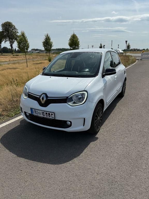 Weiß Gebraucht 2023 Renault Twingo Urban Night Kleinwagen | 12.599 € (Guter Preis) - Bild 1/4