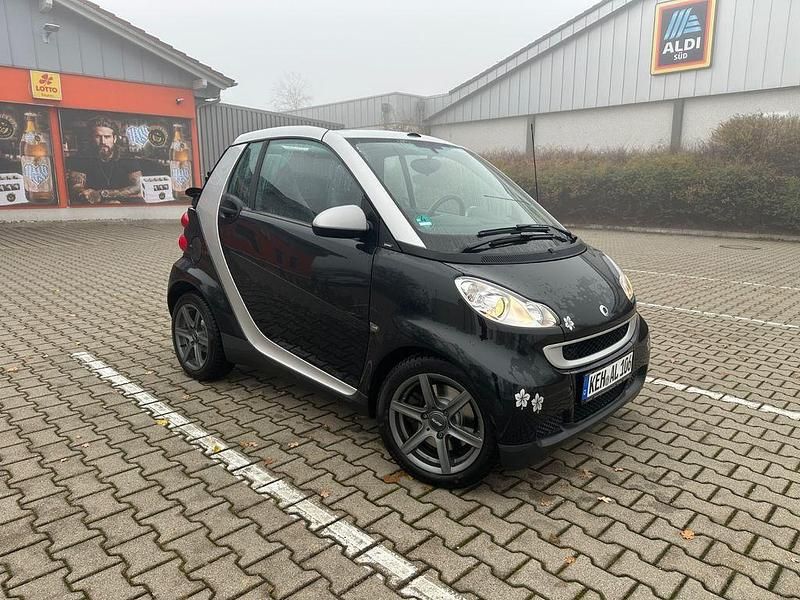 Gebraucht Smart ForTwo Cabrio 71 PS (52 kW) 2010 Schwarz Cabrio