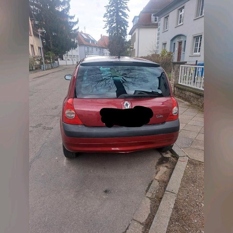 Gebraucht Renault Clio II 75 PS (55 kW) 2003 Rot Kleinwagen