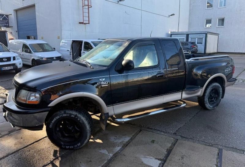 Schwarz Gebraucht 1998 Ford V8 SUV | 4.150 € - Bild 1/4