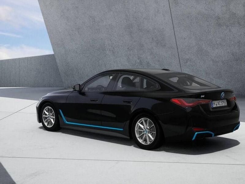 Gebraucht BMW i4 Sport Line 210 kW (286 PS) 2023 Schwarz Limousine
