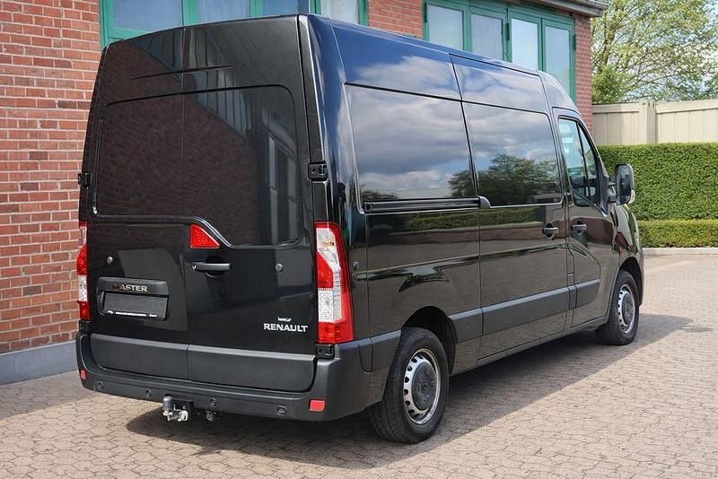 Gebraucht Renault Master 179 PS (131 kW) 2022 Schwarz Van / Kleinbus