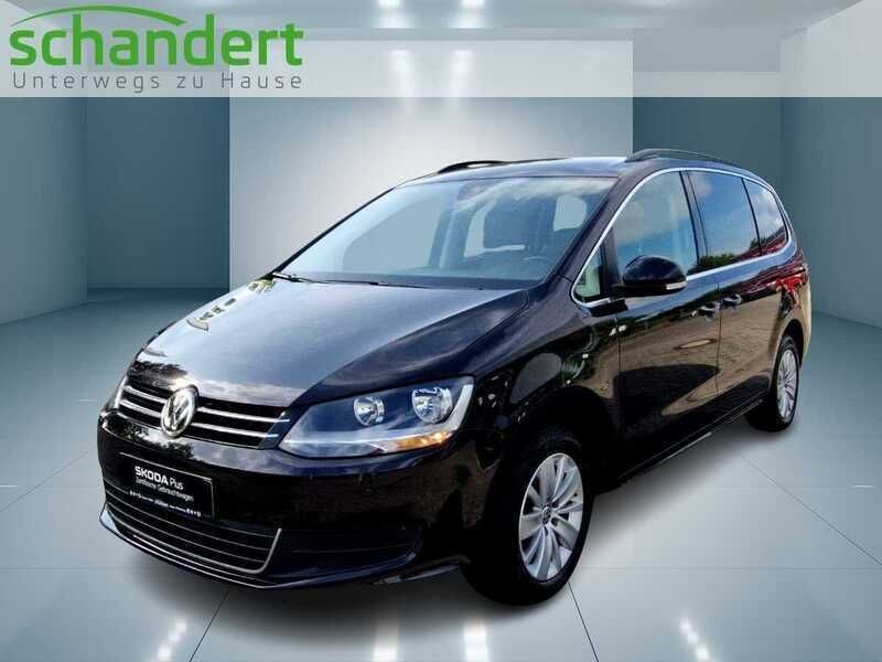 Deep black perleffekt Gebraucht 2019 VW Sharan Comfortline Van / Kleinbus | 26.880 € (Fairer Preis) - Bild 1/4