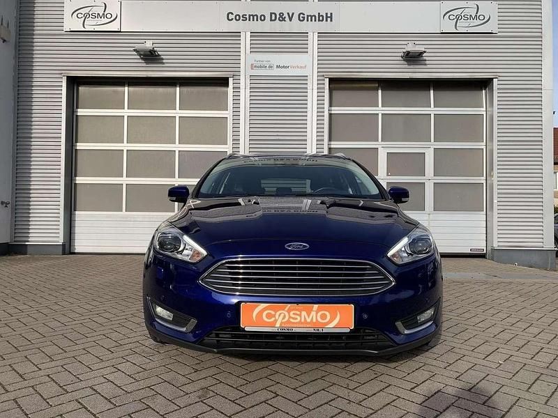Gebraucht Ford Focus Titanium 150 PS (110 kW) 2017 Blau Kombi