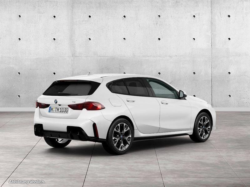 Neu BMW 116 M Sport 122 PS (89 kW) 2026 Alpinweiss iii Kleinwagen