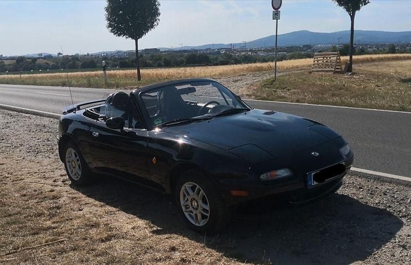 Gebraucht Mazda MX5 90 PS (66 kW) 1997 Schwarz Cabrio