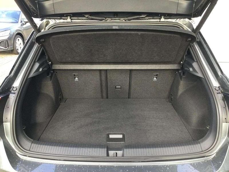 Gebraucht VW T-Roc Style 150 PS (110 kW) 2022 Indiumgrau metallic (metallic) SUV
