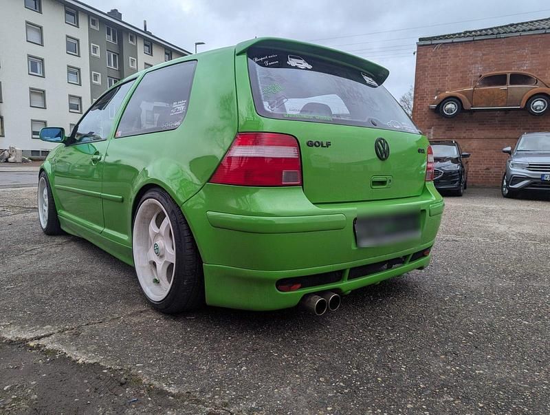 Gebraucht VW Golf 125 PS (91 kW) 1998 Grün Coupé