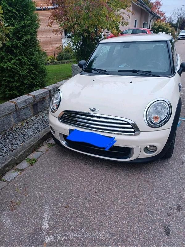 Beige Gebraucht 2012 Mini One D Kleinwagen | 3.800 € (Fairer Preis) - Bild 1/4
