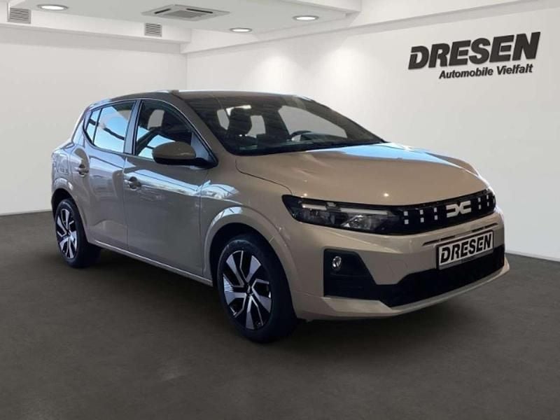 Neu Dacia Sandero Expression 110 PS (80 kW) 2026 Beige Kleinwagen