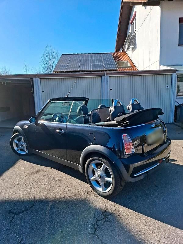 Usado Mini Cooper Cabriolet 116 HP (85 kW) 2006 Preto Cabrios