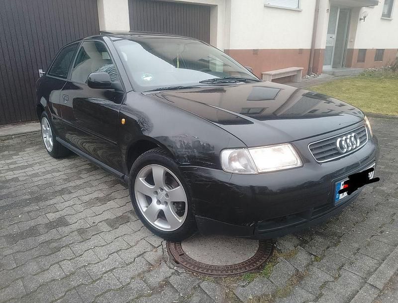 Gebraucht Audi A3 Ambiente 102 PS (75 kW) 1997 Schwarz Limousine