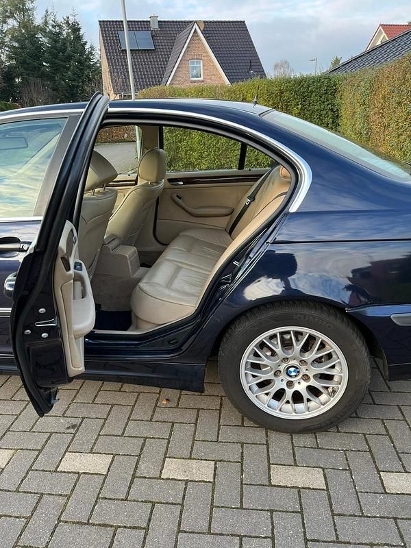 Gebraucht BMW 325 1998 Blau Limousine
