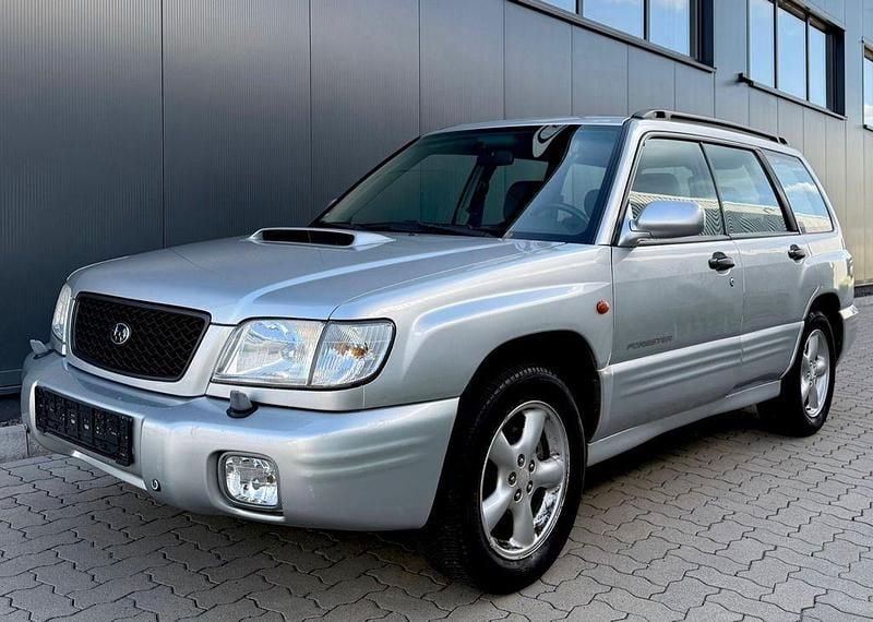 Gebraucht Subaru Forester 177 PS (130 kW) 2002 Silber SUV