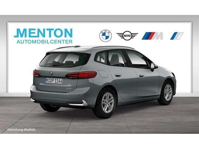 Gebraucht BMW 218 Performance 136 PS (100 kW) 2022 Silber Van / Kleinbus