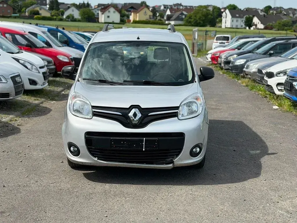 Gebraucht Renault Kangoo Experience 90 PS (66 kW) 2016 Silber Van / Kleinbus